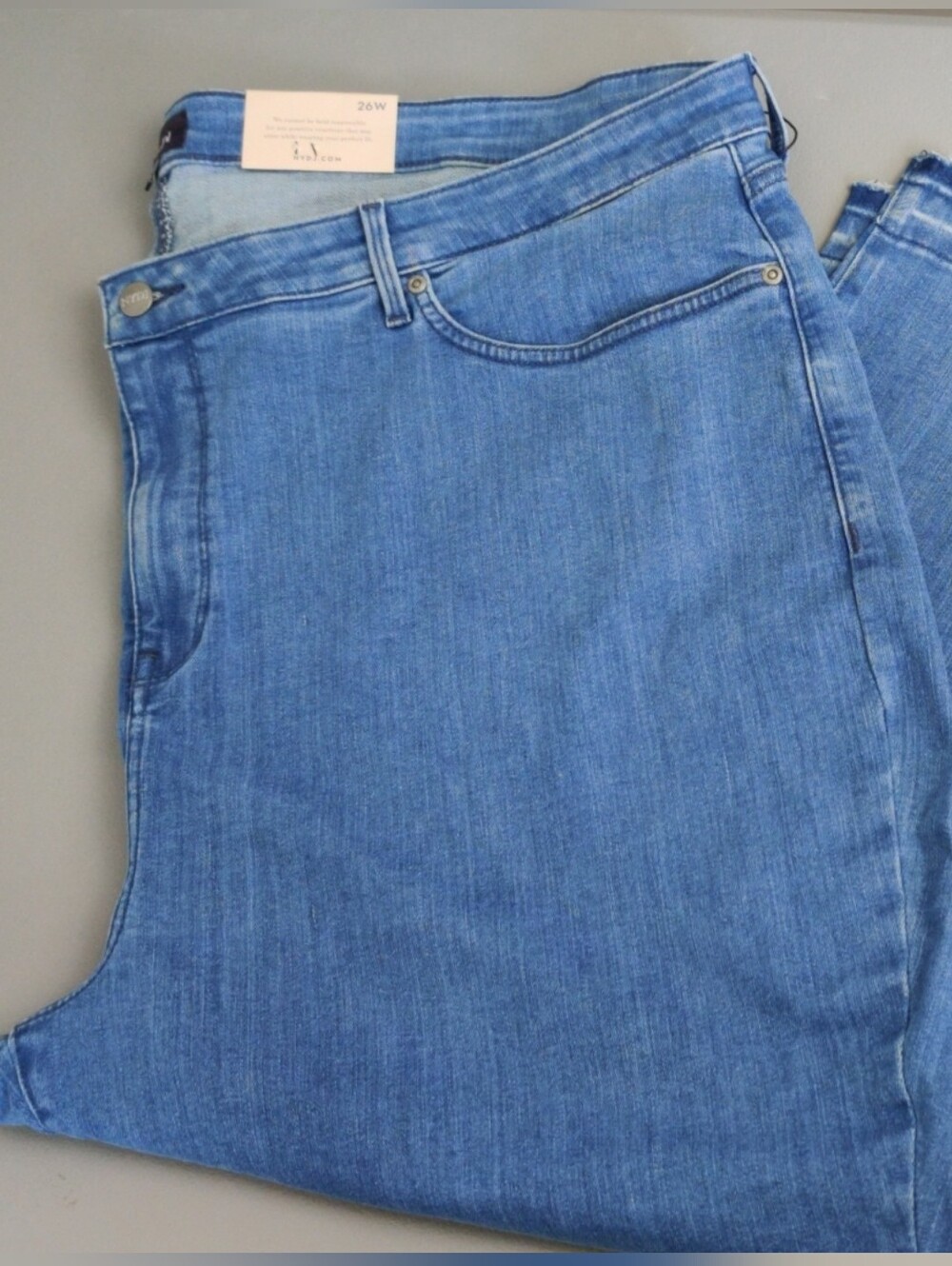 NYDJ Cropped Straight Jeans in Blue Denim